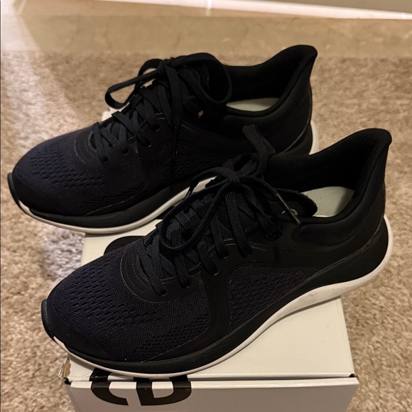 lululemon athletica Chargefeel Workout Low Black Sneakers - Picture 5 of 10
